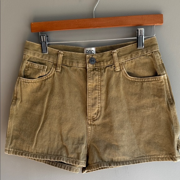 BDG high rise carpenter shorts size 29 great condition - Picture 1 of 7